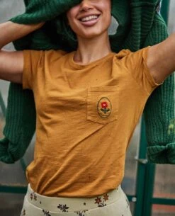 Women's Primo Crew Embroidered -Toad&Co Shop T1001915 Pocket Cross Stitch 4