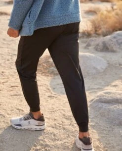 Men's Timehop Jogger -Toad&Co Shop T2441203 Black 4